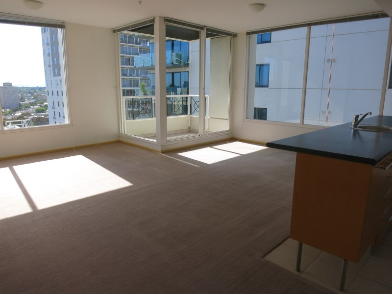 1306/82 Queens Road, Melbourne VIC 3004
