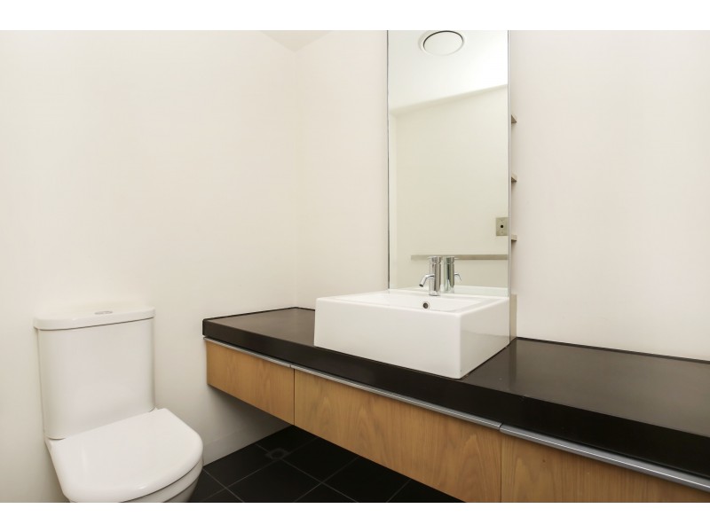 42/60 Flinders Street, Melbourne VIC 3000