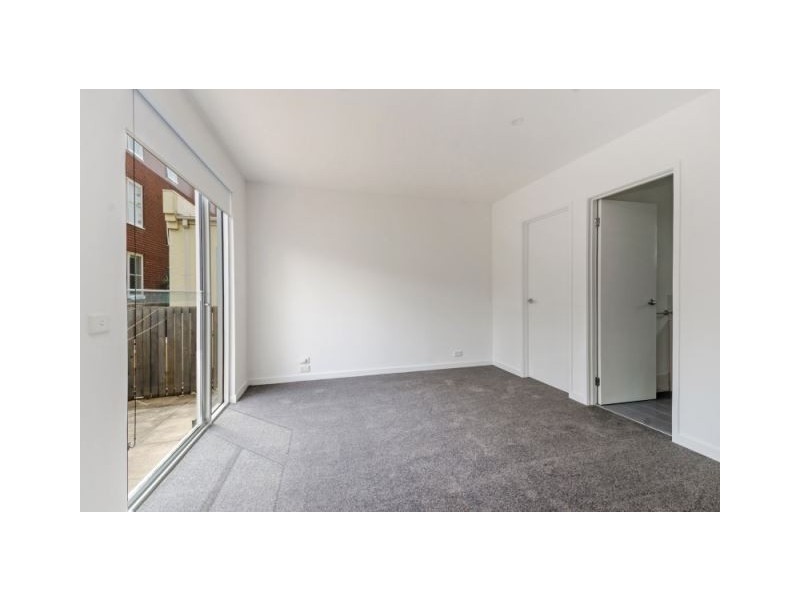 110/166 Wellington Parade, East Melbourne VIC 3002