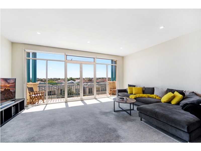 302/12 Princes Street, Port Melbourne VIC 3207