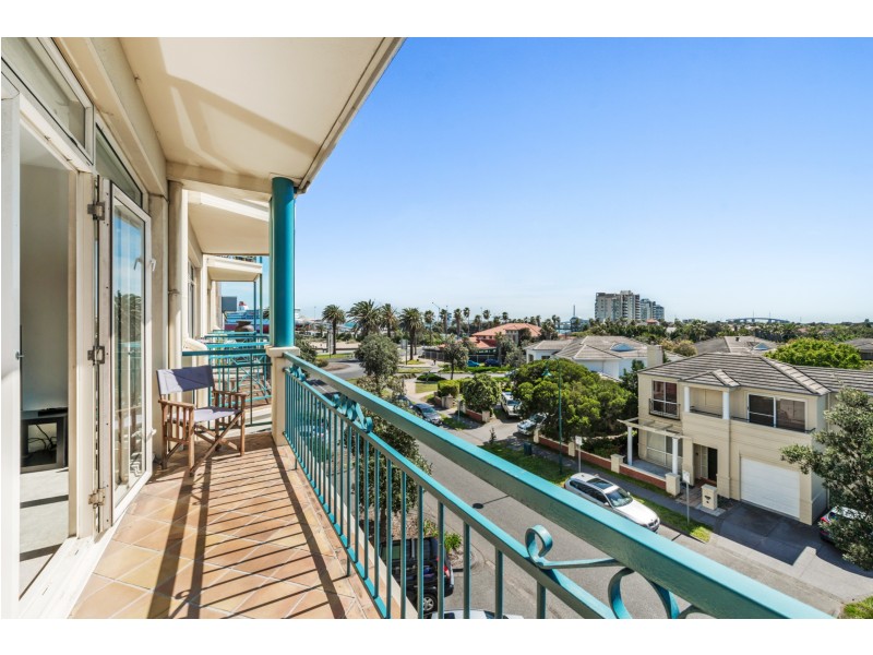 302/12 Princes Street, Port Melbourne VIC 3207