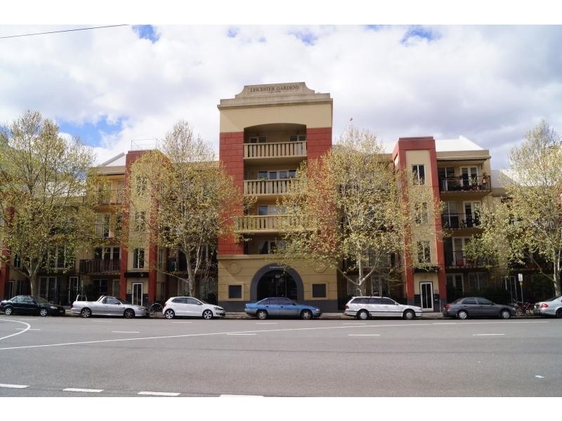 4/52 Leicester Street, Carlton VIC 3053