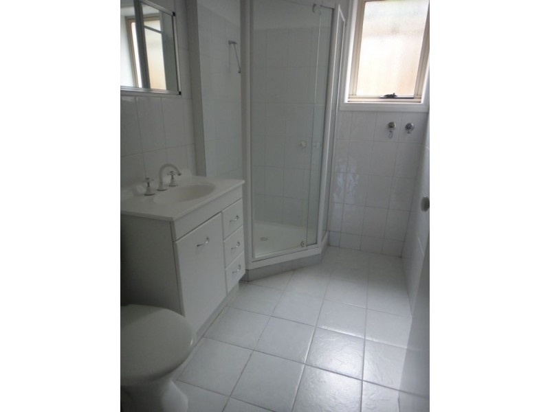 2/20 Brighton Street, Flemington VIC 3031