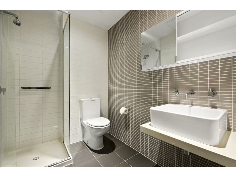 215/99 A’Beckett Street, Melbourne VIC 3000