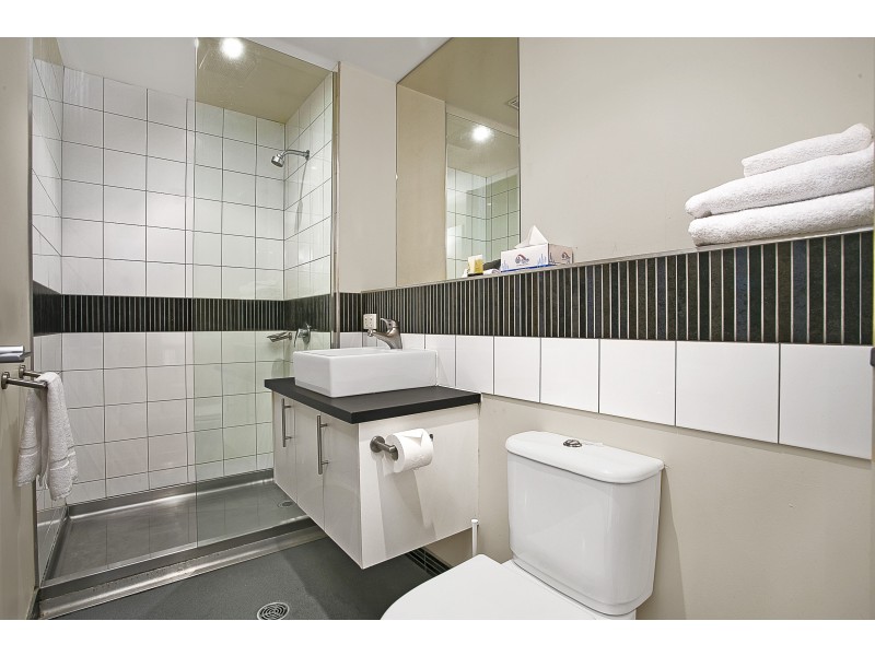 1502/325 Collins Street, Melbourne VIC 3000