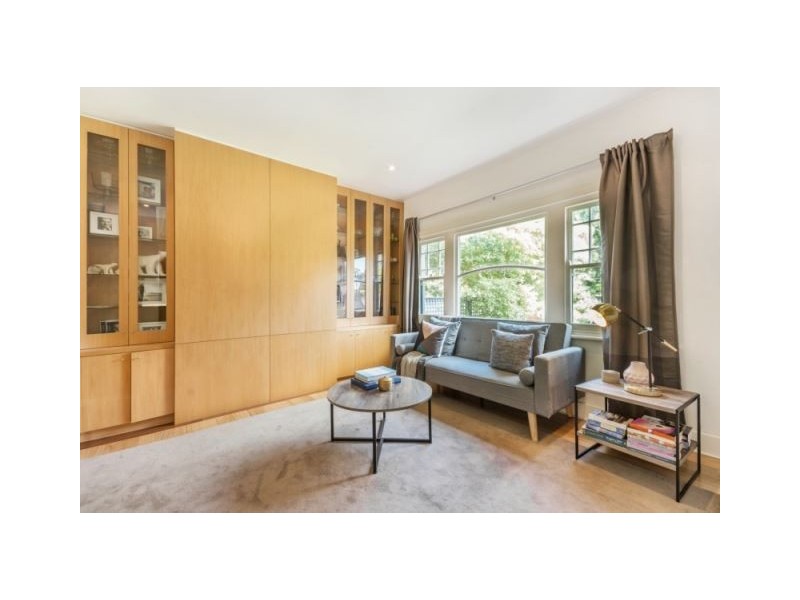 331 Howe Parade, Port Melbourne VIC 3207