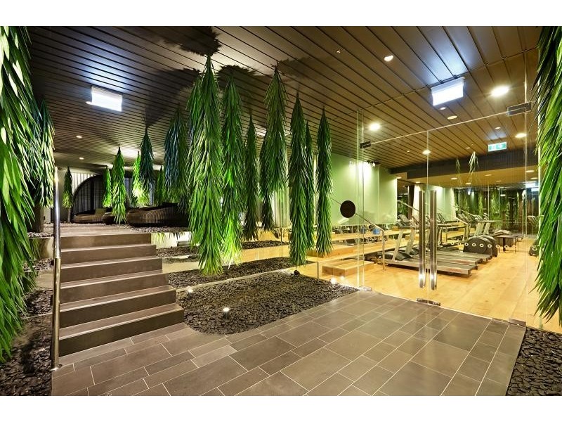 2012/50 Albert Road, South Melbourne VIC 3205