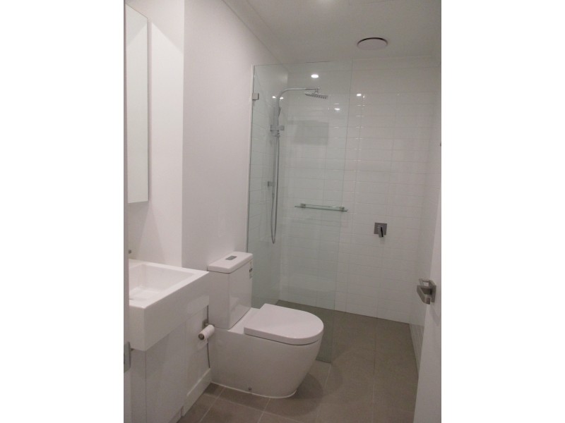 513/8 Olive York Way, Brunswick West VIC 3055