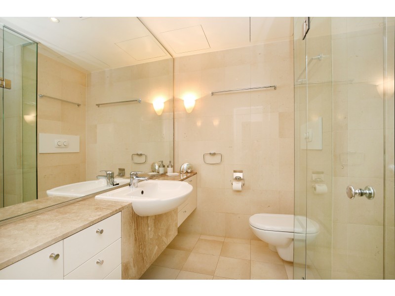302/30 St Andrews Place, Melbourne VIC 3000