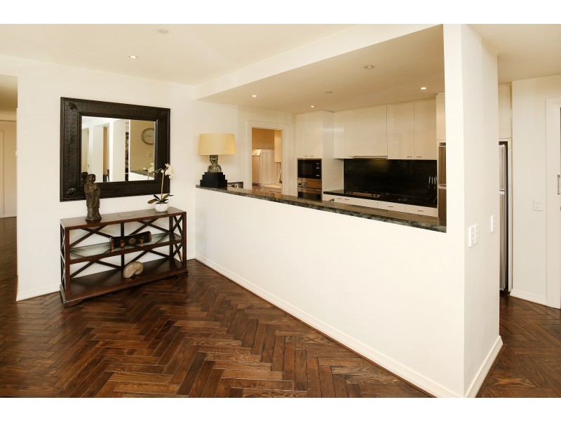 302/30 St Andrews Place, Melbourne VIC 3000