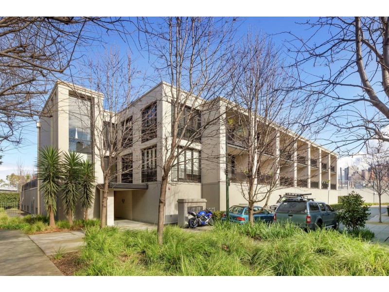 108/33 Cliveden Close, East Melbourne VIC 3002