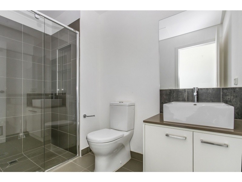 A303/460 Victoria Street, Brunswick VIC 3056