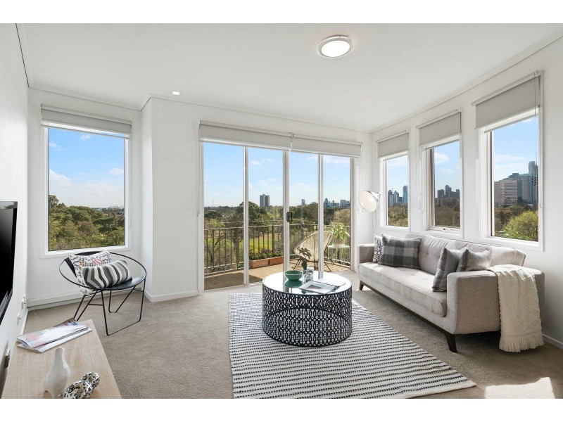 506/23 Queens Road, Melbourne VIC 3004