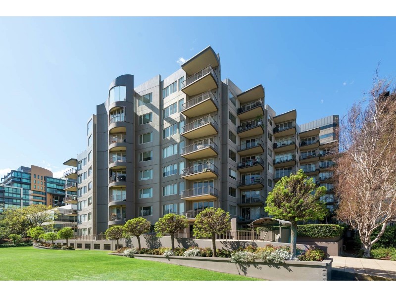 506/23 Queens Road, Melbourne VIC 3004