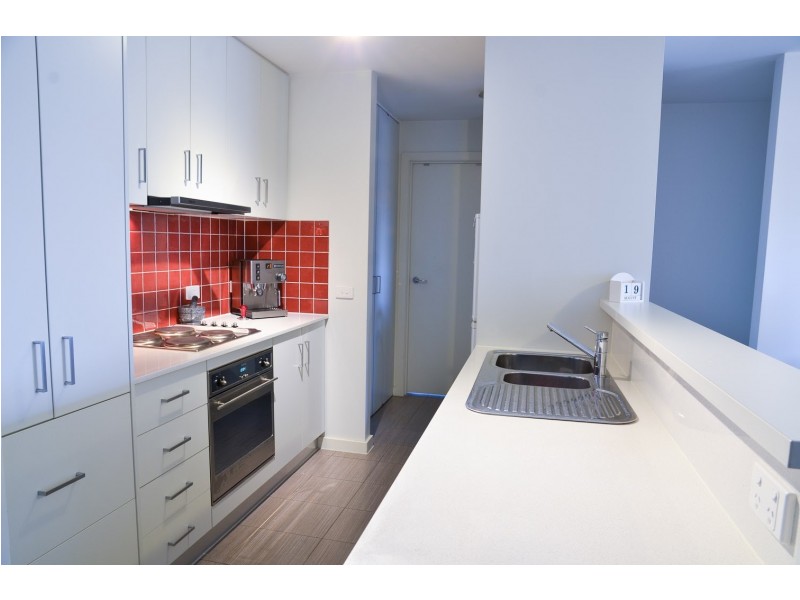 1/225 Buckley Street, Essendon VIC 3040