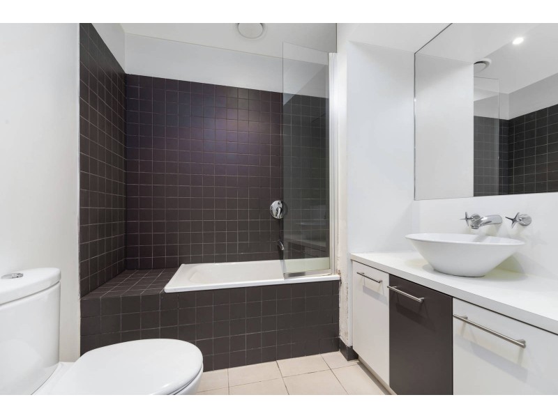 213/99 Nott Street, Port Melbourne VIC 3207