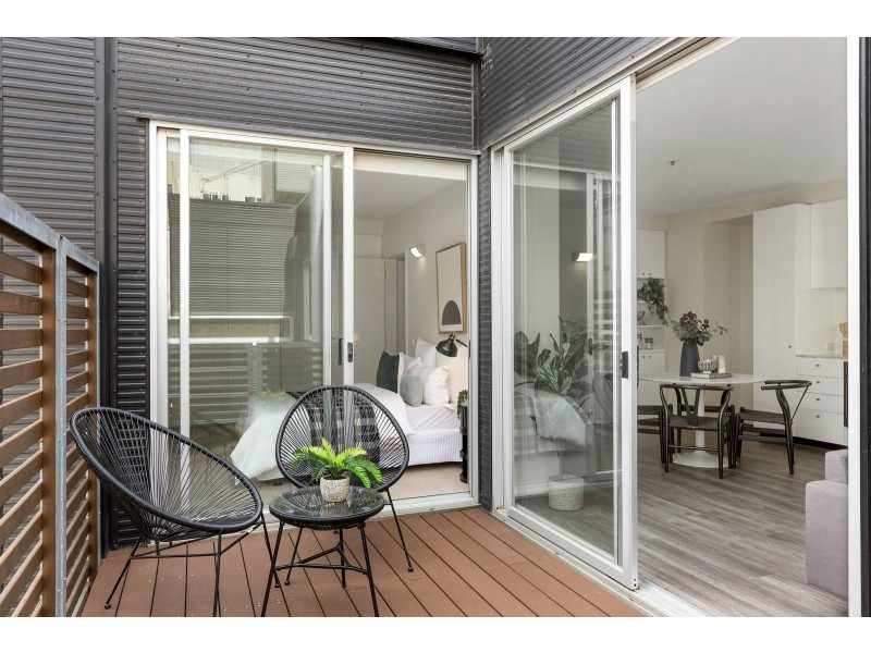 12/4-10 Bank Place, Melbourne VIC 3000
