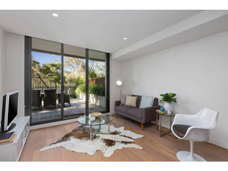 1LG/13 Acacia Place, Abbotsford VIC 3067