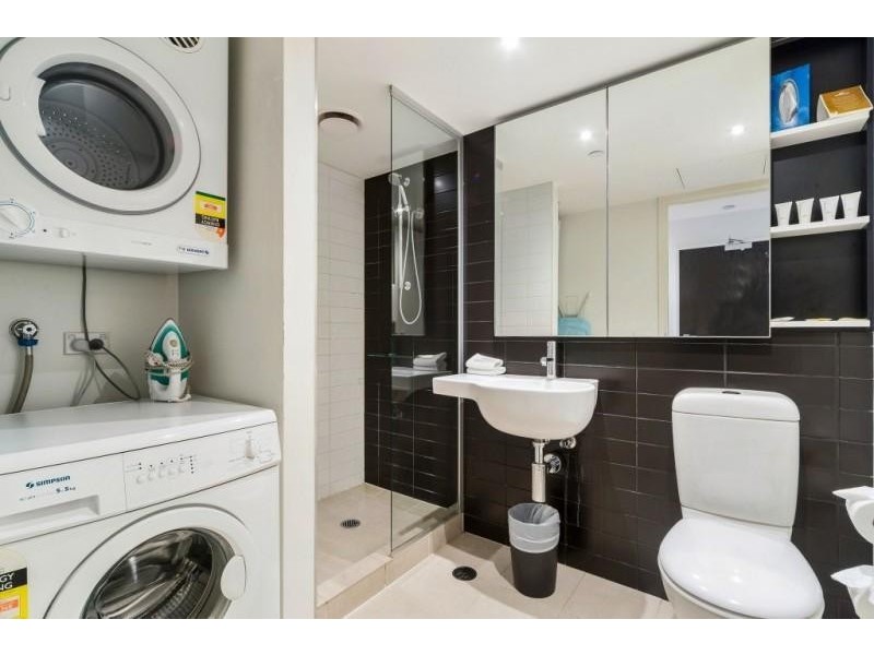 1234/572 St Kilda Road, Melbourne VIC 3004