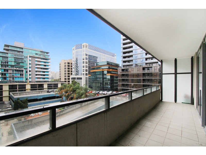 403/55 Queens Road, Melbourne VIC 3004