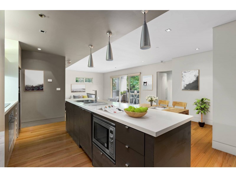 10/327 Dandenong Road, Prahran VIC 3181