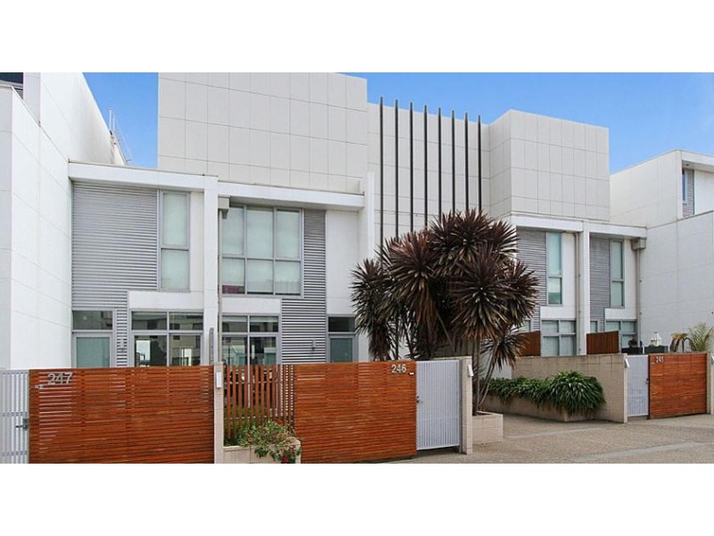 247/9 Wharf Street, Docklands VIC 3008