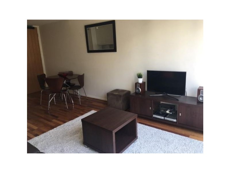 30/12 Fitzroy Street, St Kilda VIC 3182