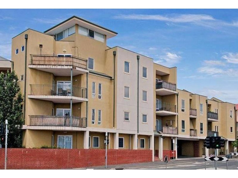 40/1 Gatehouse Drive, Kensington VIC 3031