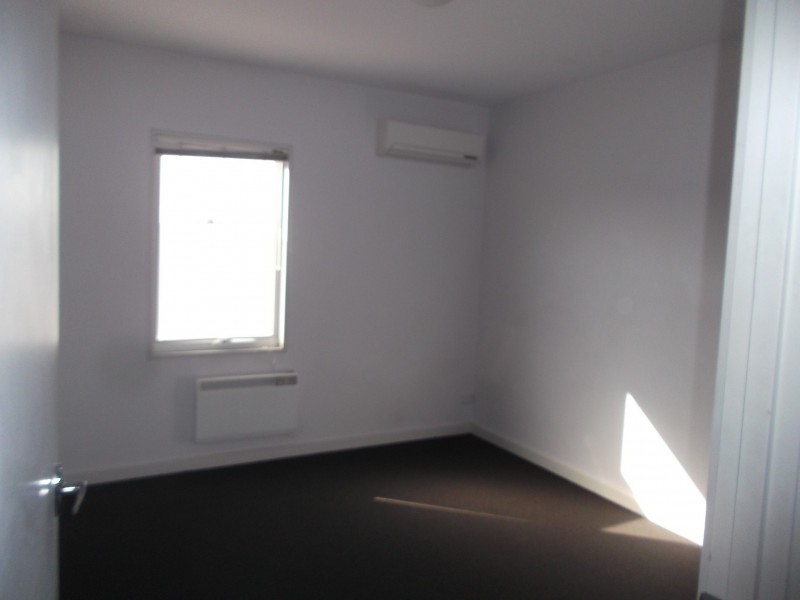 40/1 Gatehouse Drive, Kensington VIC 3031