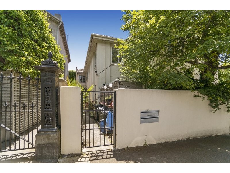 3/108 Hotham Street, East Melbourne VIC 3002