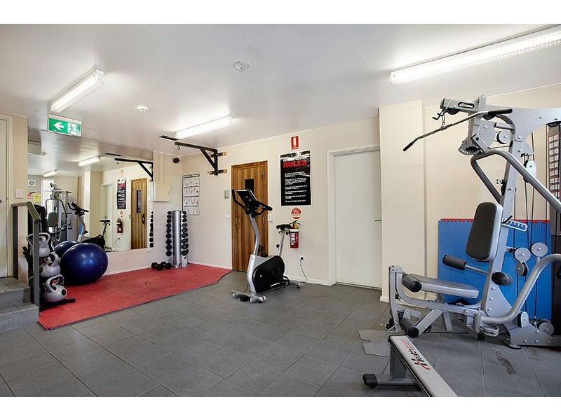 1306/82 Queens Road, Melbourne VIC 3004