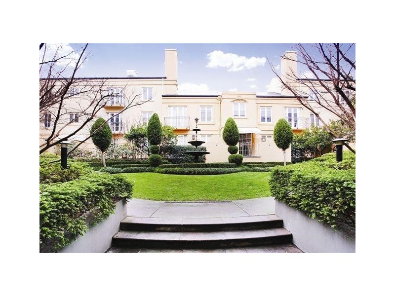 9/1 Wellington Crescent, East Melbourne VIC 3002