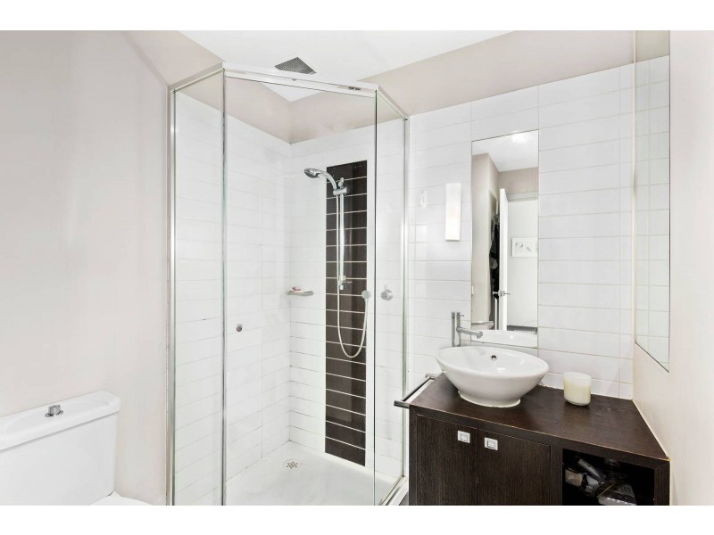 303/88 Altona Street, Kensington VIC 3031