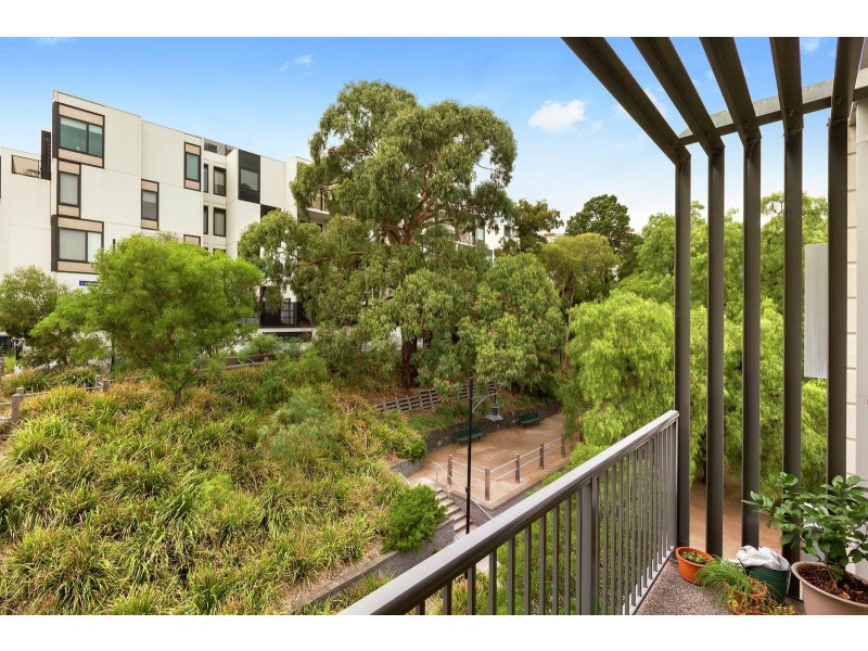 303/88 Altona Street, Kensington VIC 3031