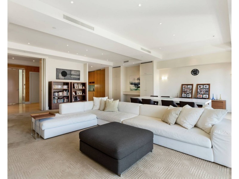 201 Collins Street, Melbourne VIC 3000