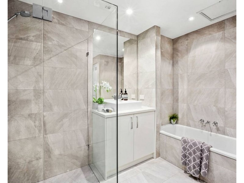 502/300 Collins Street, Melbourne VIC 3000