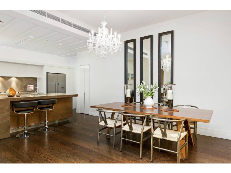 202/150 Clarendon Street, East Melbourne VIC 3002