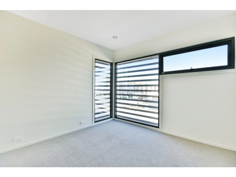 39 Ironbark Crescent, Ivanhoe VIC 3079