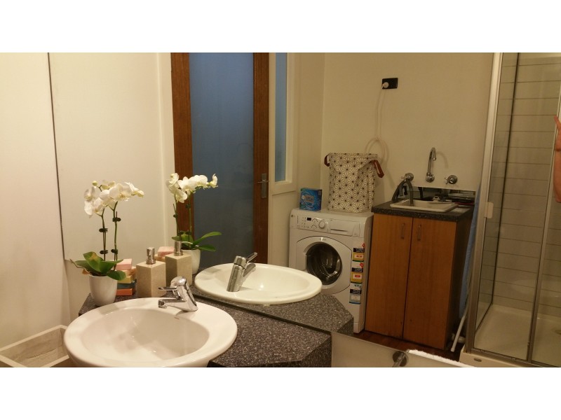1B/353 Flinders Lane, Melbourne VIC 3000
