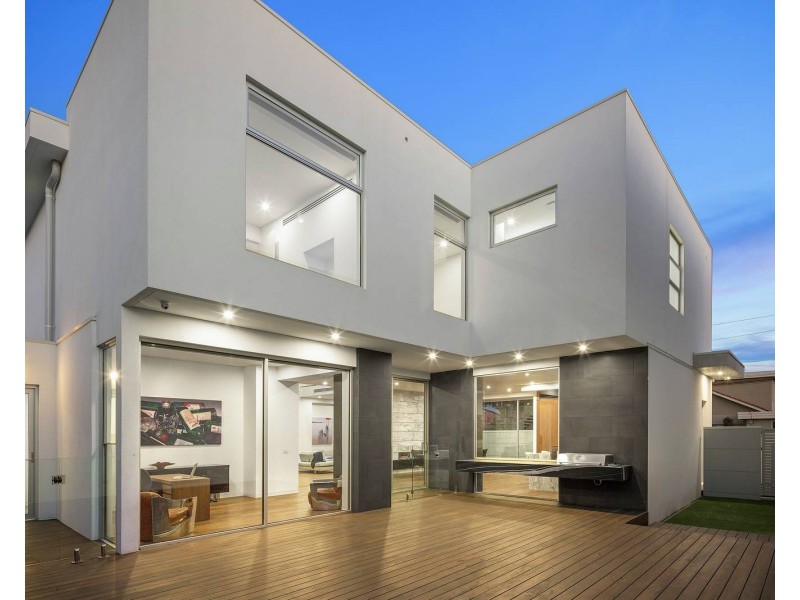 137 Bambra Road, Caulfield VIC 3162