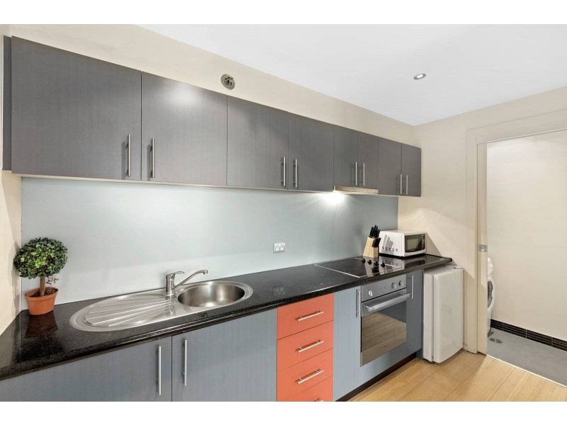 1411/325 Collins Street, Melbourne VIC 3000