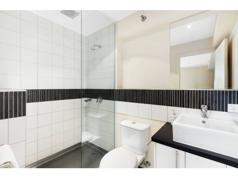 1411/325 Collins Street, Melbourne VIC 3000