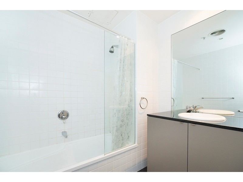 1001/325 Collins Street, Melbourne VIC 3000