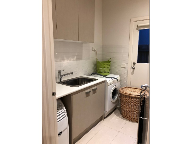 4B Longview Street, Bentleigh East VIC 3165