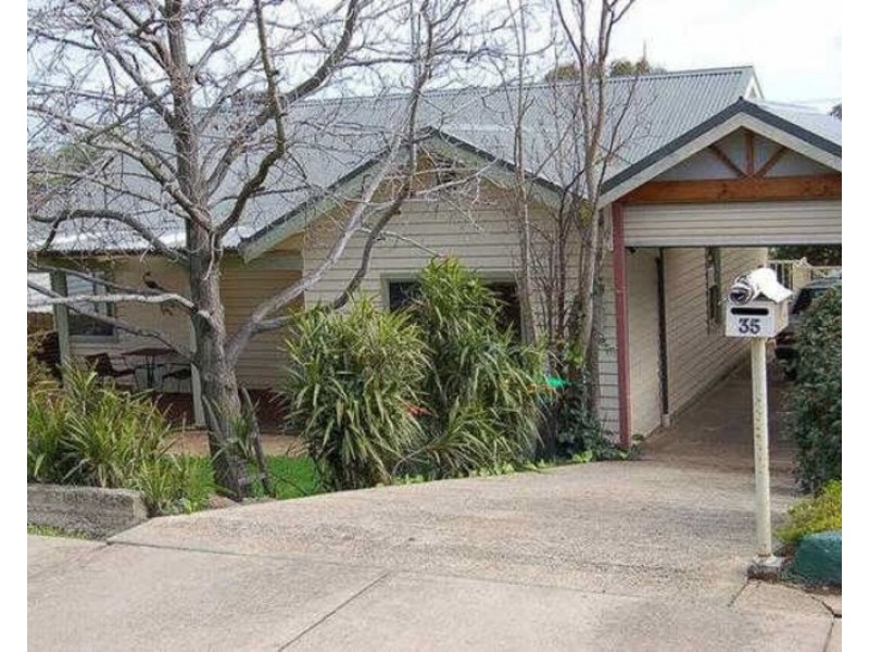 35 Clifton Street, Aberfeldie VIC 3040