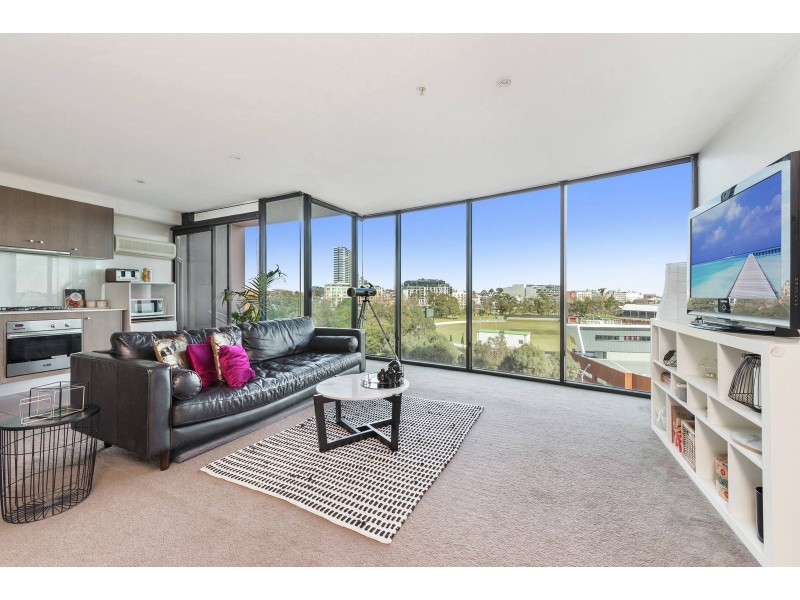 705/83 Queens Road, Melbourne VIC 3004