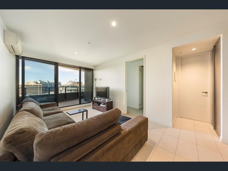 1912/50 Albert Road, South Melbourne VIC 3205