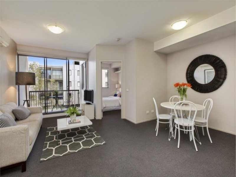 204/84 Altona Street, Kensington VIC 3031