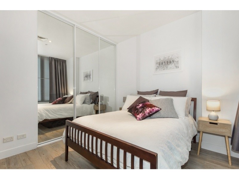 406/325 Collins Street, Melbourne VIC 3000