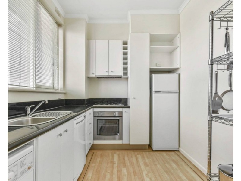 8/19 Kensington Road, South Yarra VIC 3141